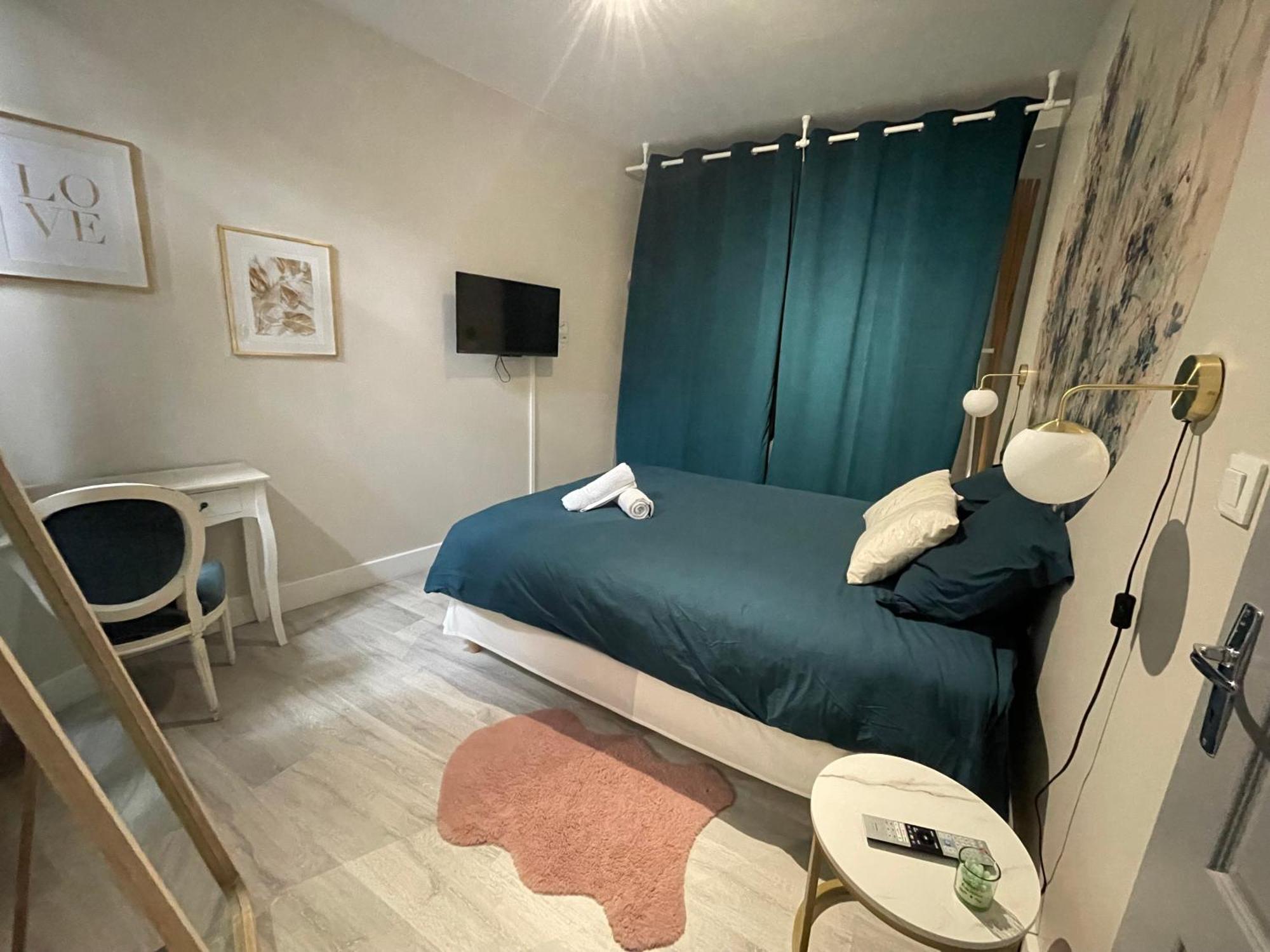 Saint-remy Apartment